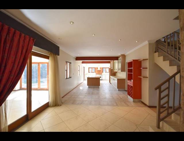 4 BEDROOM HOUSE FOR SALE IN MIDSTREAM ESTATE